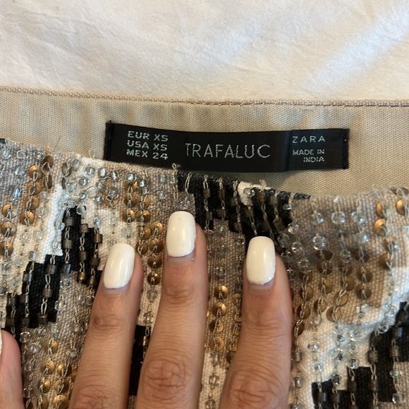 Zara skirt for sale - Picture 2 of 2